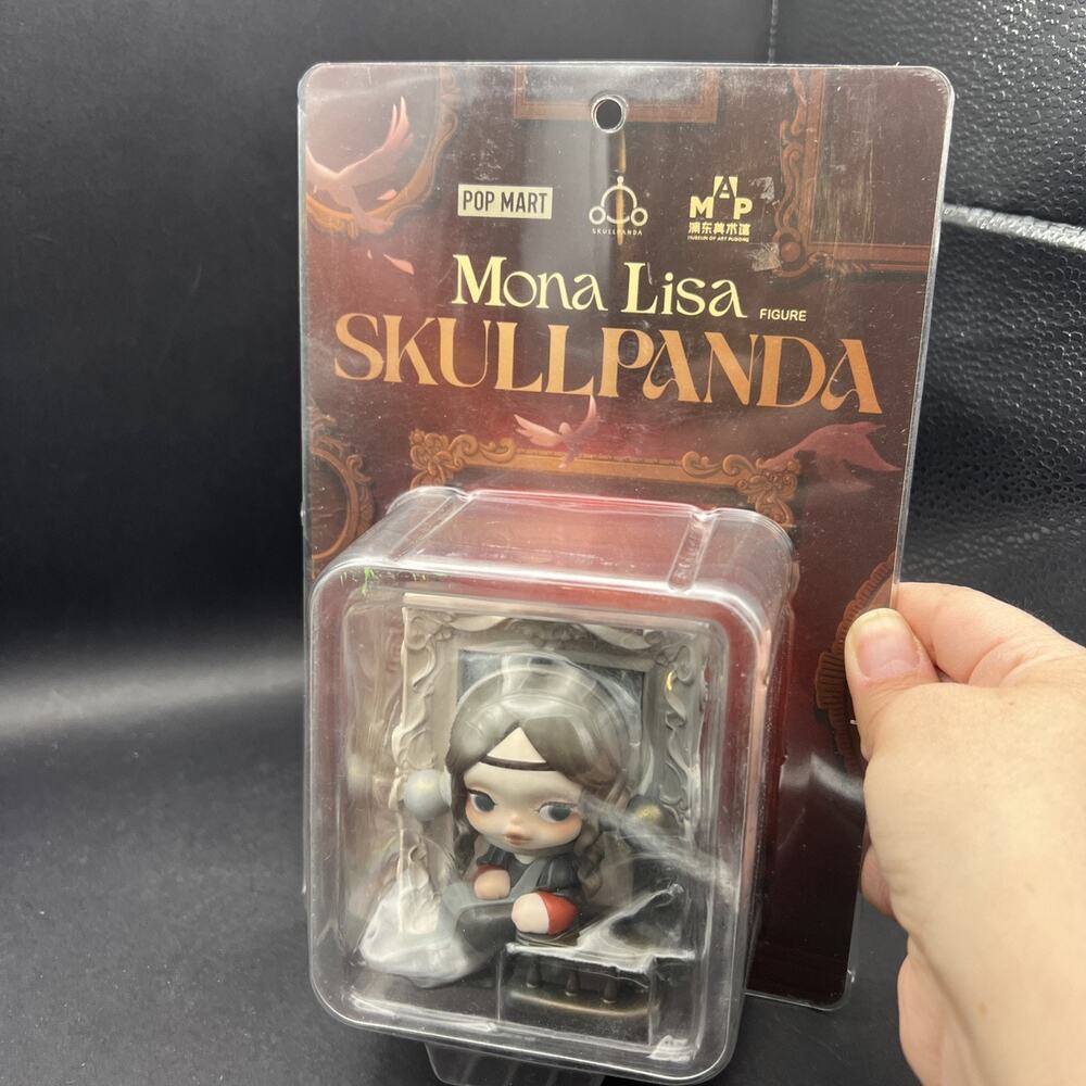 Pop Mart Mona Lisa Figure Skullpanda NEW Museum Of Art Pudong